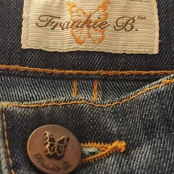 Frankie B Limited Edition Jeans - Embroidered Butterfly Pockets & Boot Cut Leg - Picture 8 of 14